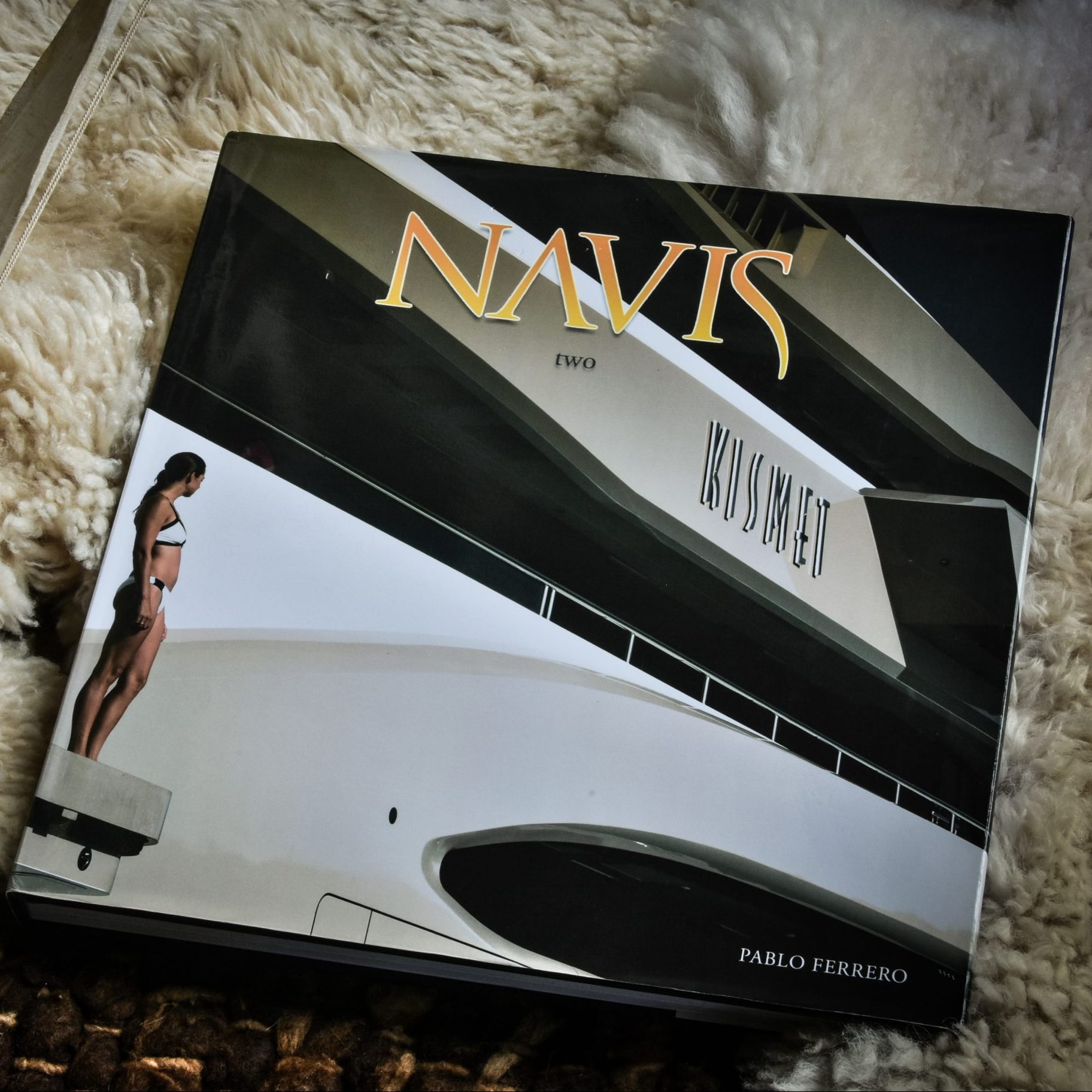 NAVIS Two – Luxury Yachting Book